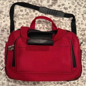 Samsonite make up bag carry on with shoulder strap